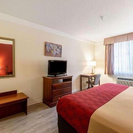 Econo Lodge Inn & Suites Douglasville Buitenkant foto