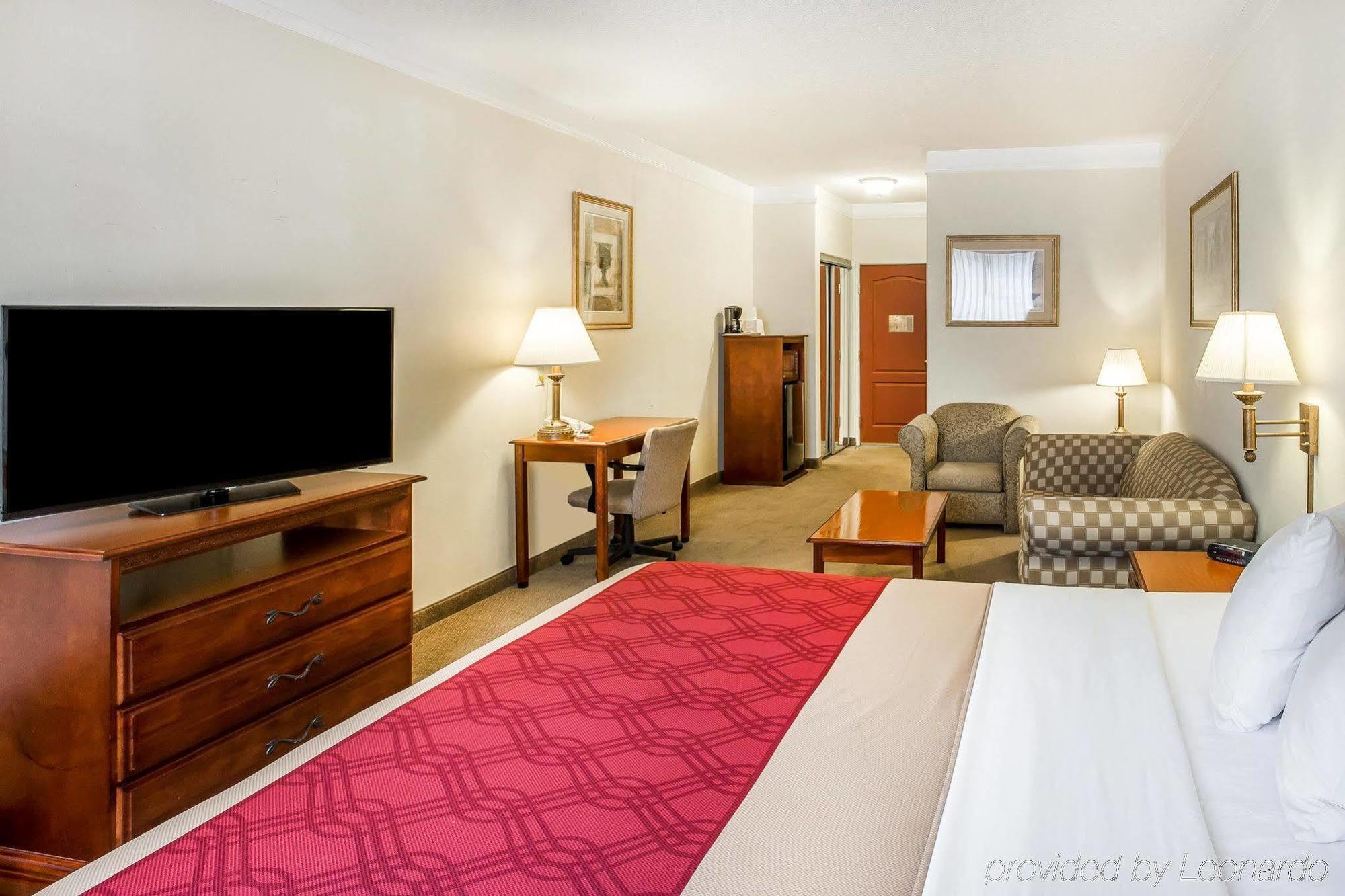 Econo Lodge Inn & Suites Douglasville Buitenkant foto